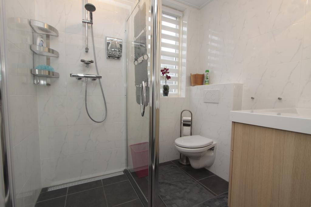 B&B De Wiekeborg Oude Pekela Ngoại thất bức ảnh